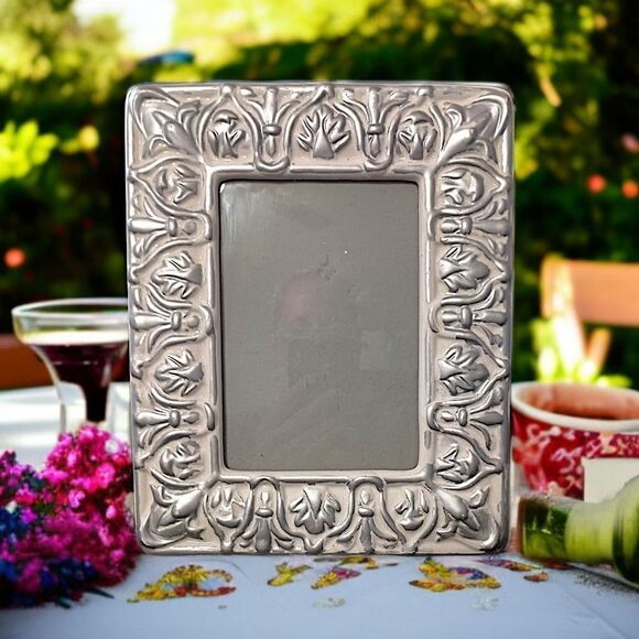 Ornate Picture Frame Ceramic Silver White Wash Detail 5x7 Victorian Deco Style - Picture 16 of 16